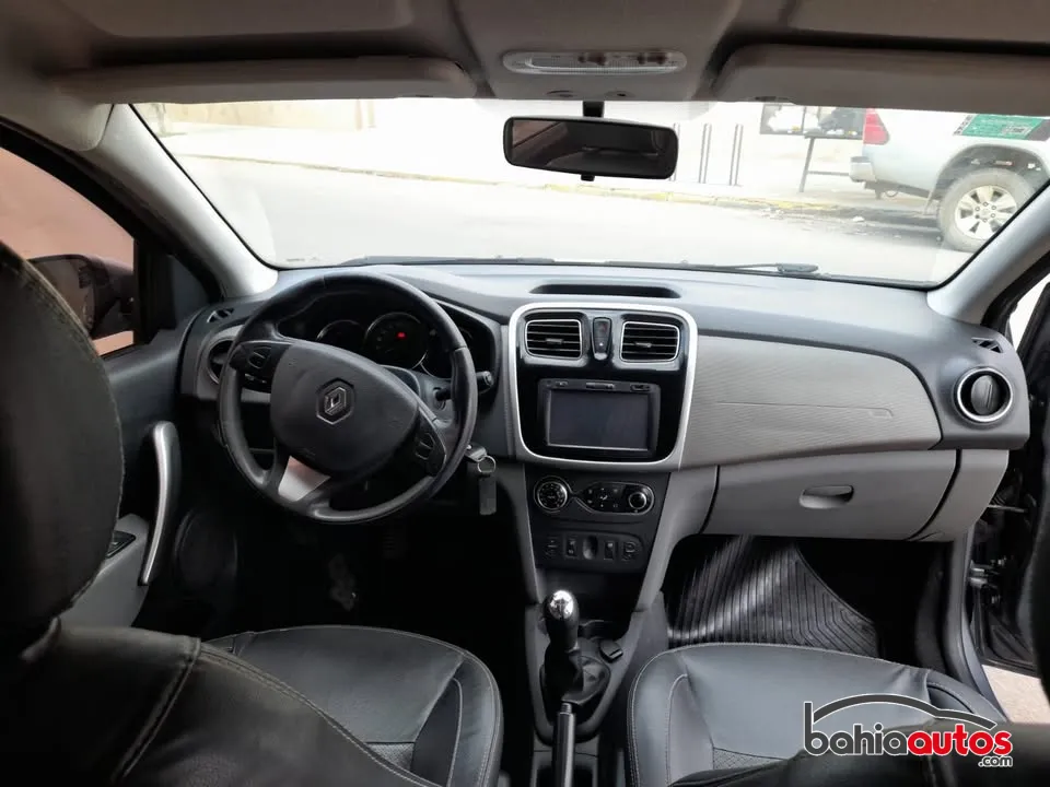Renault Logan 2016 usado en Bahía Blanca - foto 6