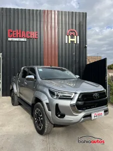Toyota Hilux 2024 usado en Bahía Blanca