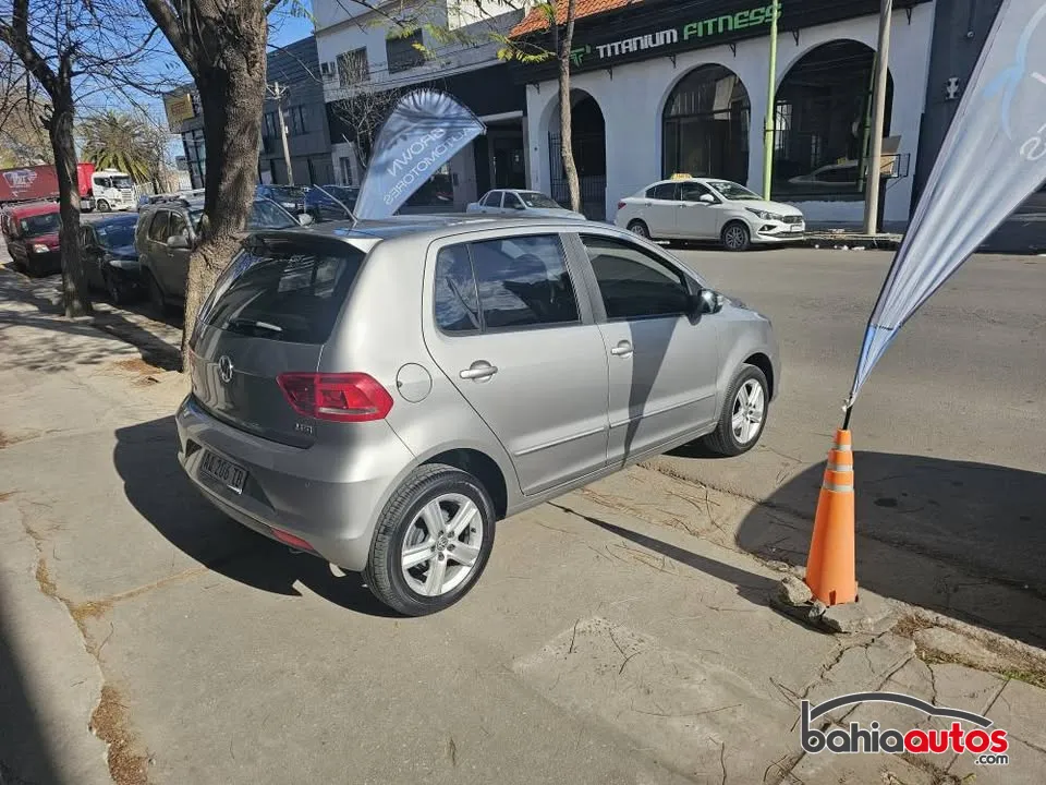 Volkswagen Fox 2016 usado en Bahía Blanca - foto 3