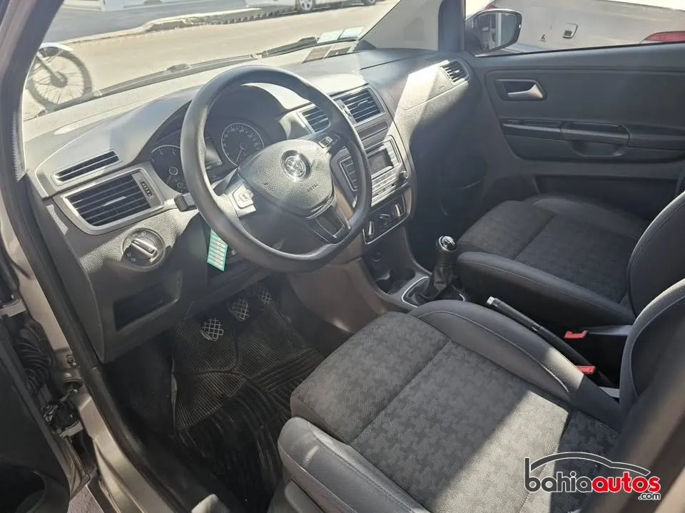 Volkswagen Fox 2016 usado en Bahía Blanca - foto 6