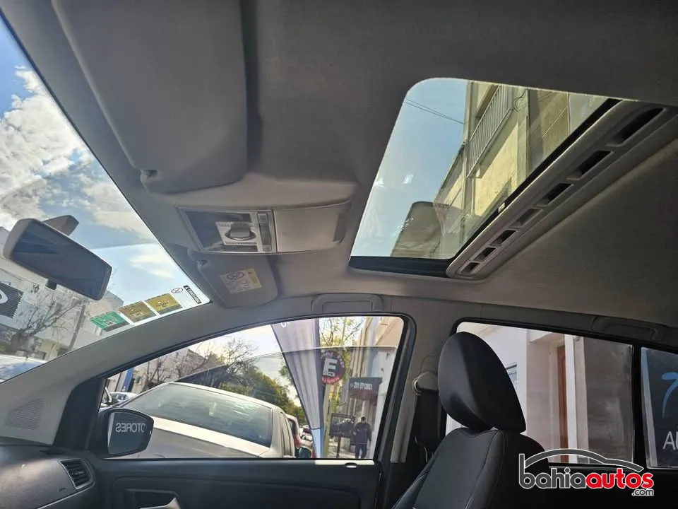 Volkswagen Fox 2016 usado en Bahía Blanca - foto 8