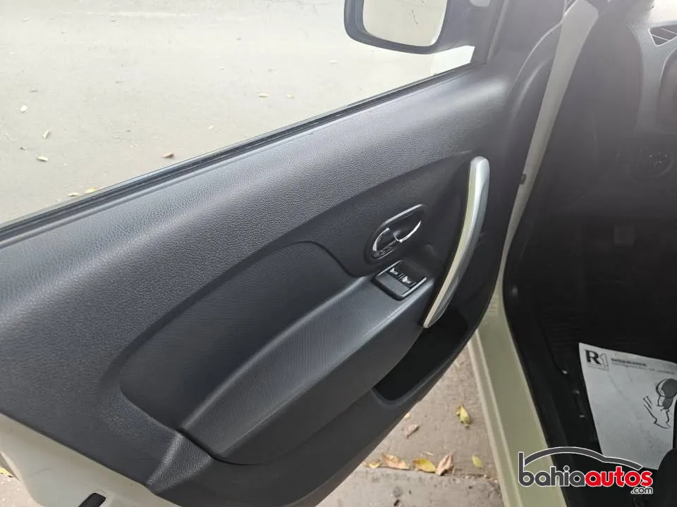 Renault Sandero 2018 usado en Bahía Blanca - foto 10
