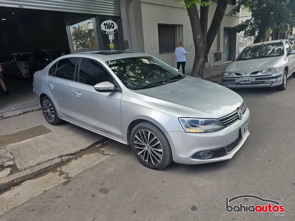 Volkswagen Vento 2012 usado en Bahía Blanca - foto 2