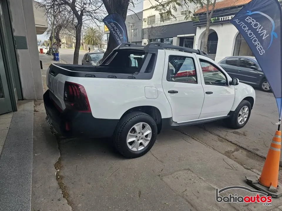 Renault Oroch 2017 usado en Bahía Blanca - foto 4