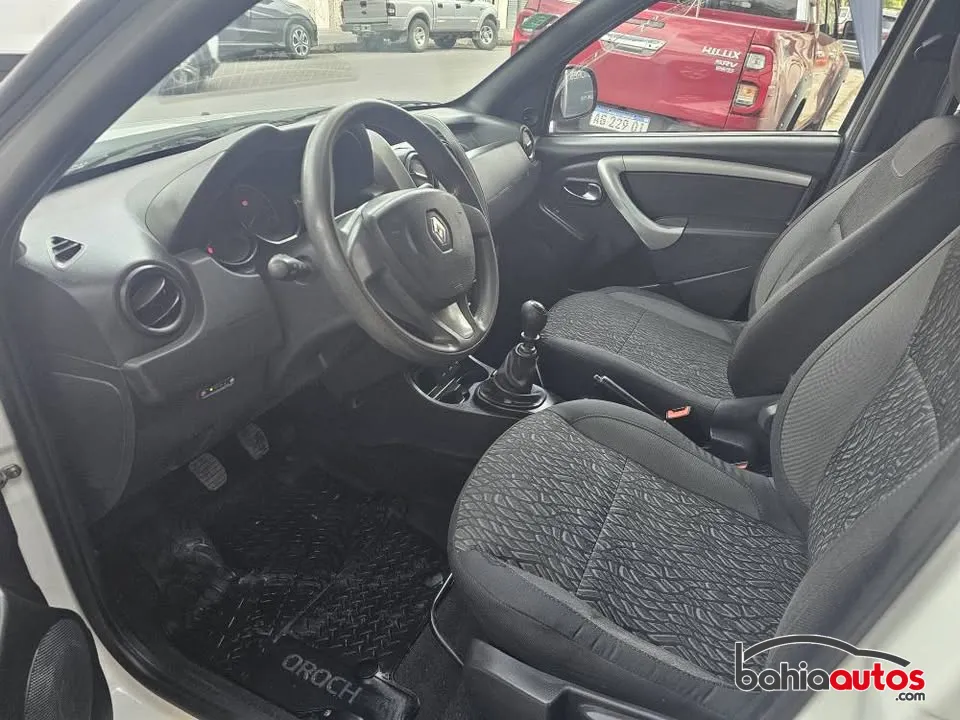 Renault Oroch 2017 usado en Bahía Blanca - foto 9