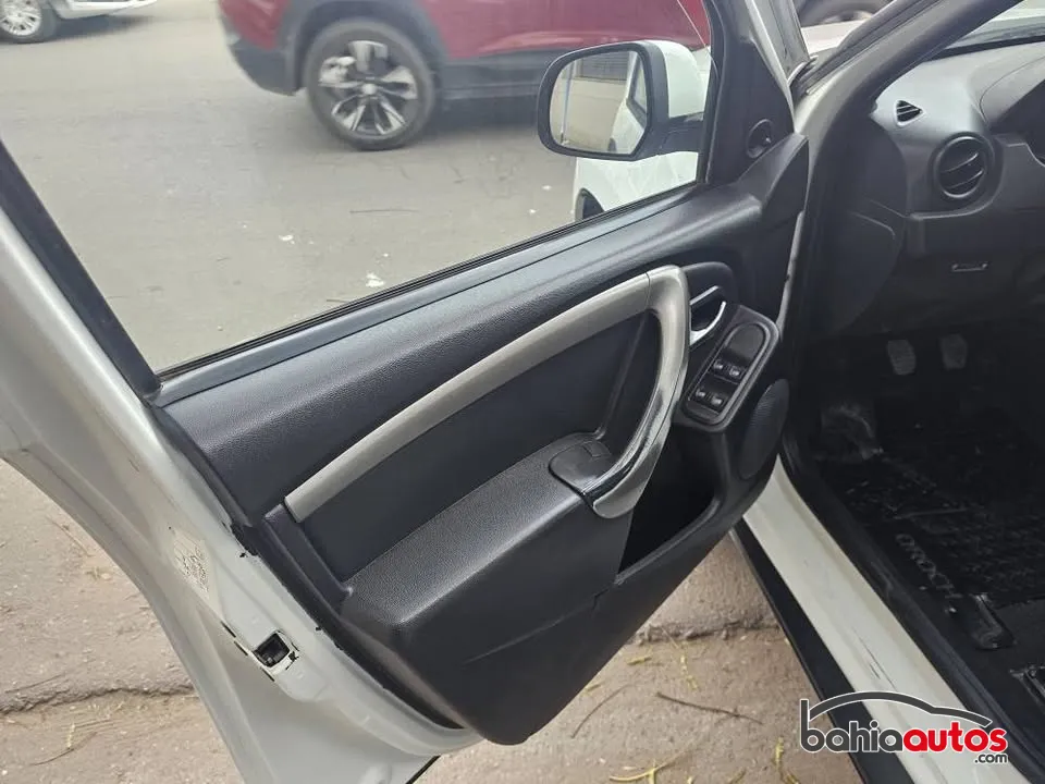 Renault Oroch 2017 usado en Bahía Blanca - foto 10