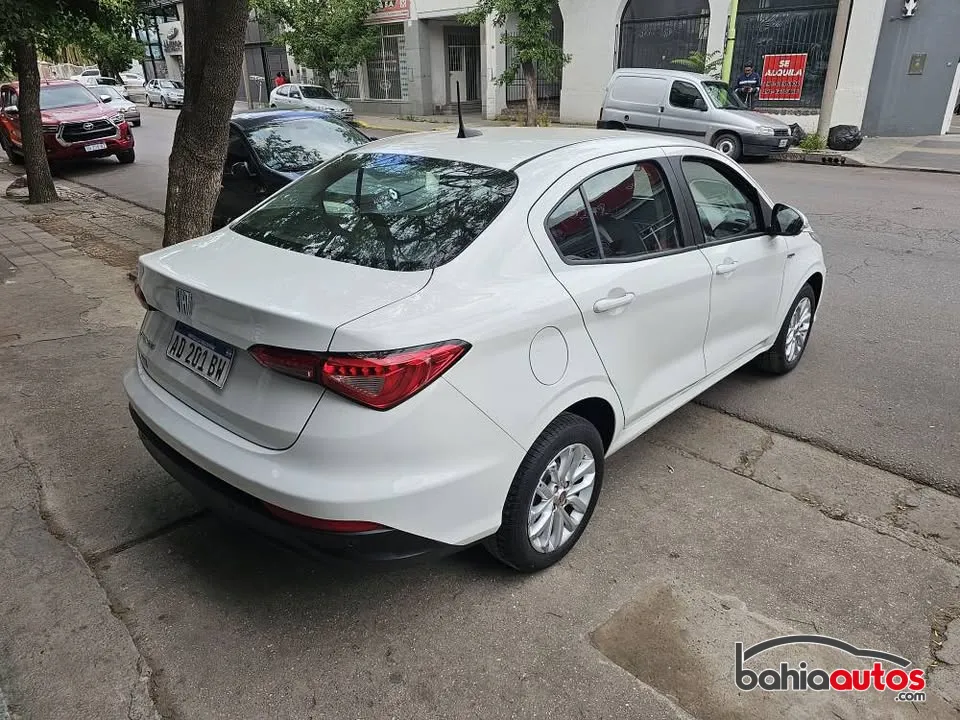 Fiat Cronos 2018 usado en Bahía Blanca - foto 4