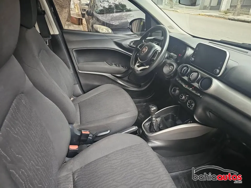 Fiat Cronos 2018 usado en Bahía Blanca - foto 8