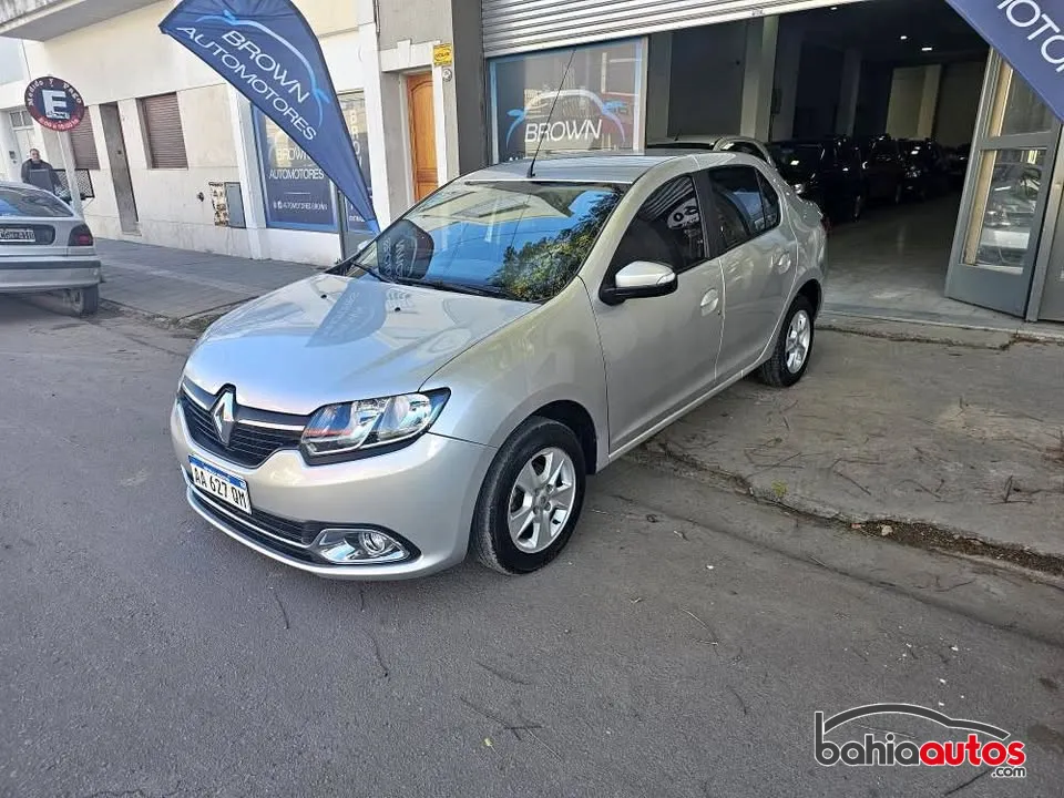 Renault Logan 2016 usado en Bahía Blanca - foto 1