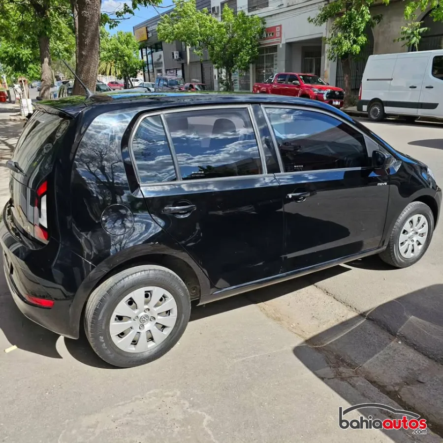 Volkswagen Up 2018 usado en Bahía Blanca - foto 2