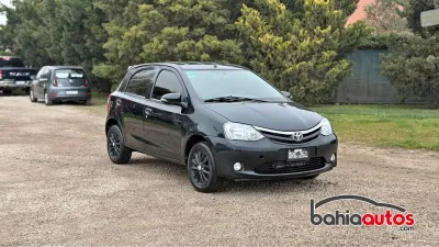 Toyota Etios 2015 usado en Bahía Blanca