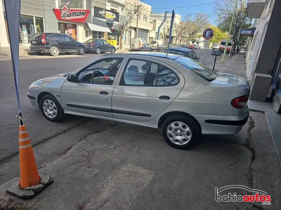 Renault Megane E-Tech 2008 usado en Bahía Blanca - foto 6
