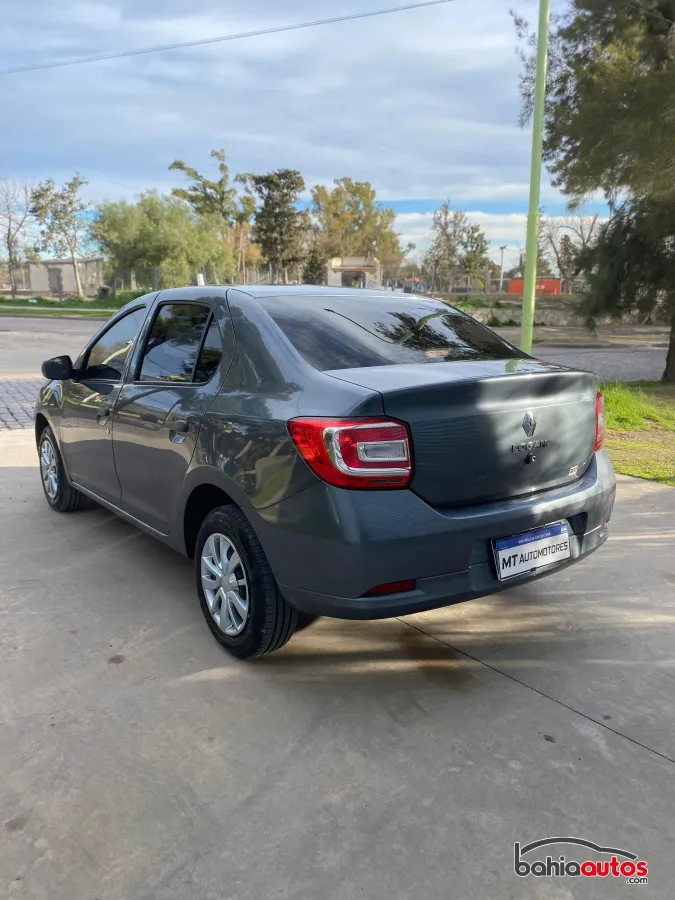 Renault Logan 2023 usado en Bahía Blanca - foto 3