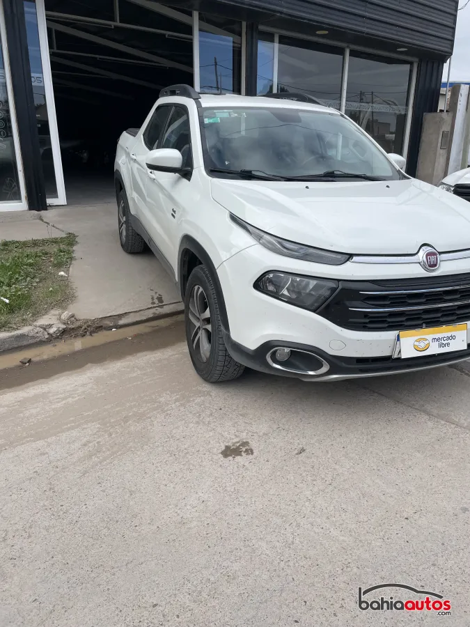 Volkswagen Voyage 2015 usado en Bahía Blanca - foto 6