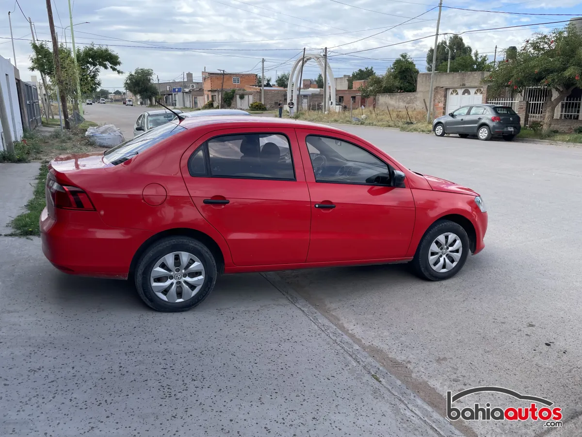 Volkswagen Voyage 2015 usado en Bahía Blanca - foto 2