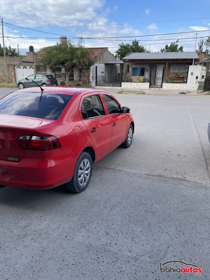 Volkswagen Voyage 2015 usado en Bahía Blanca - foto 3