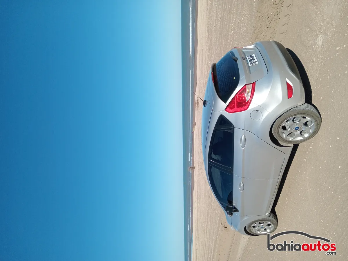Ford Fiesta KD 2011 usado en Bahía Blanca - foto 3