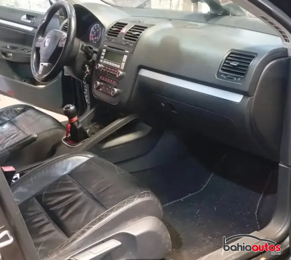 Volkswagen Vento 2010 usado en Río Colorado - foto 4