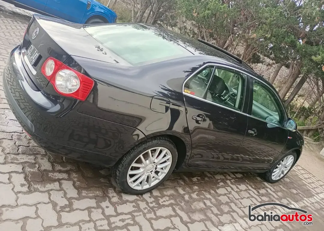 Volkswagen Vento 2010 usado en Río Colorado - foto 5