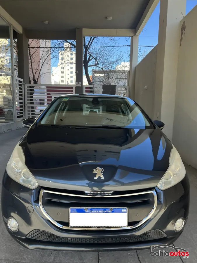 Peugeot 208 2016 usado en Bahía Blanca - foto 1