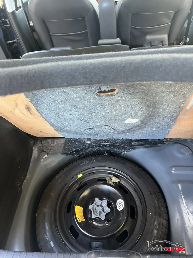 Peugeot 208 2016 usado en Bahía Blanca - foto 11
