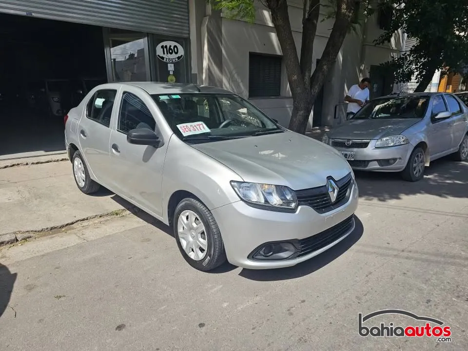 Renault Logan 2017 usado en Bahía Blanca - foto 3