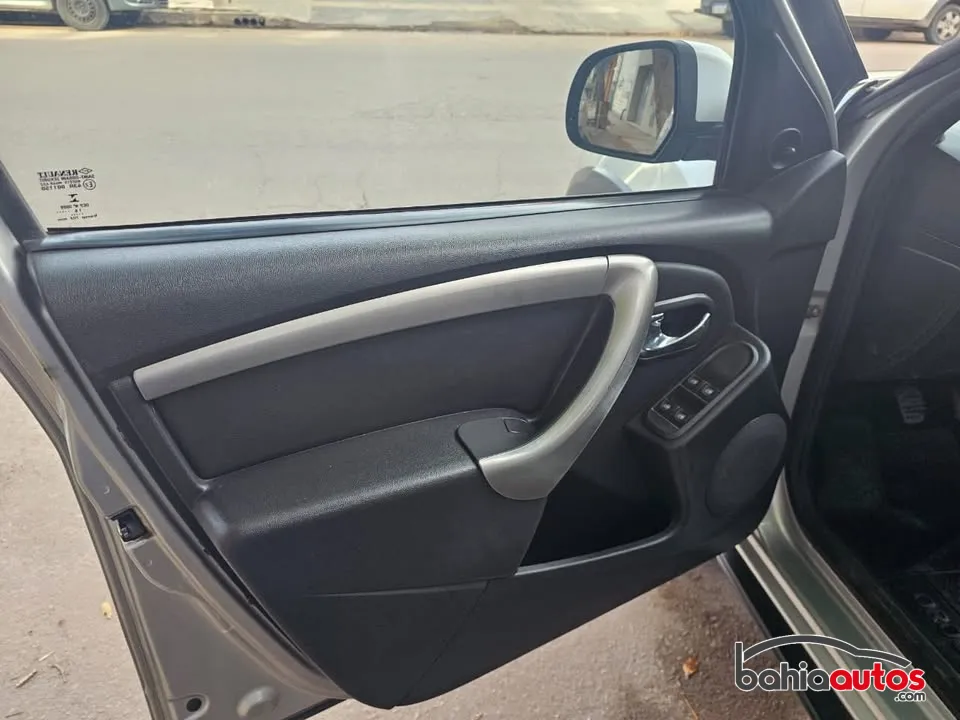 Renault Oroch 2016 usado en Bahía Blanca - foto 10