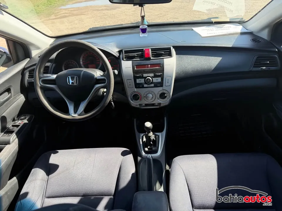 Honda City 2010 usado en Bahía Blanca - foto 6