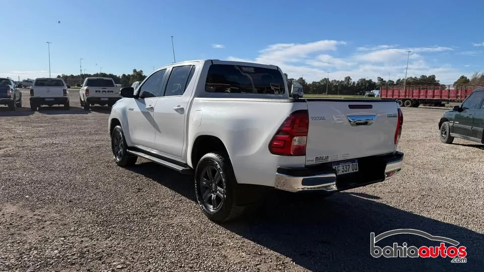 Toyota Hilux 2022 usado en Bahía Blanca - foto 5
