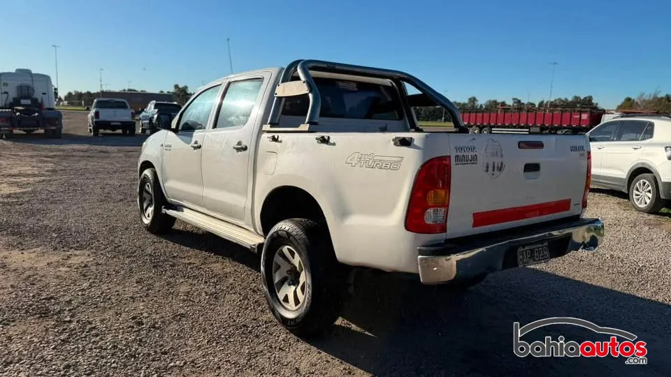 Toyota Hilux 2008 usado en Bahía Blanca - foto 2