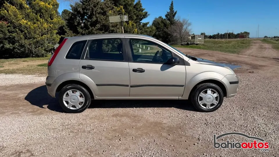 Ford Fiesta 2009 usado en Bahía Blanca - foto 3