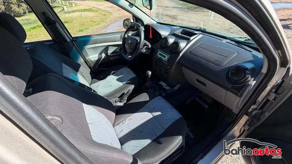 Ford Fiesta 2009 usado en Bahía Blanca - foto 6