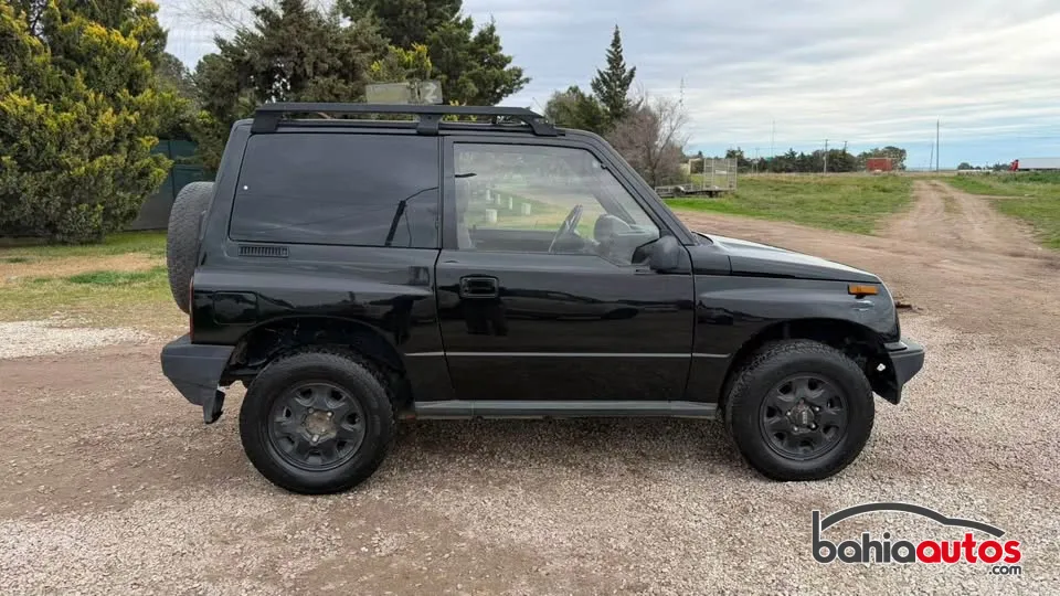 Suzuki Grand Vitara 1993 usado en Bahía Blanca - foto 2