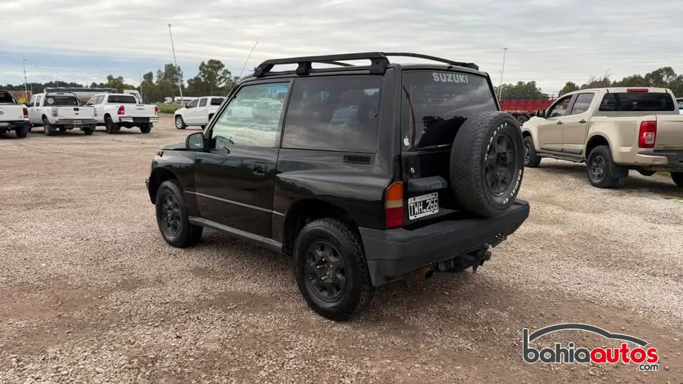 Suzuki Grand Vitara 1993 usado en Bahía Blanca - foto 4