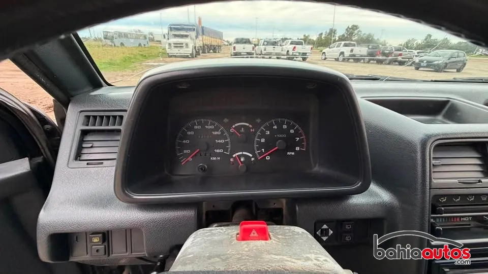 Suzuki Grand Vitara 1993 usado en Bahía Blanca - foto 6