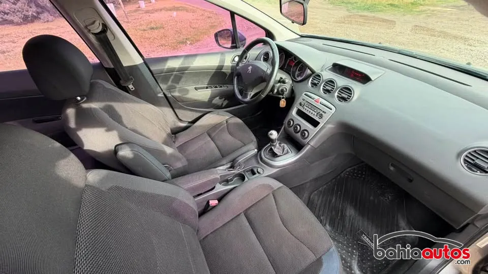 Peugeot 408 2013 usado en Bahía Blanca - foto 5