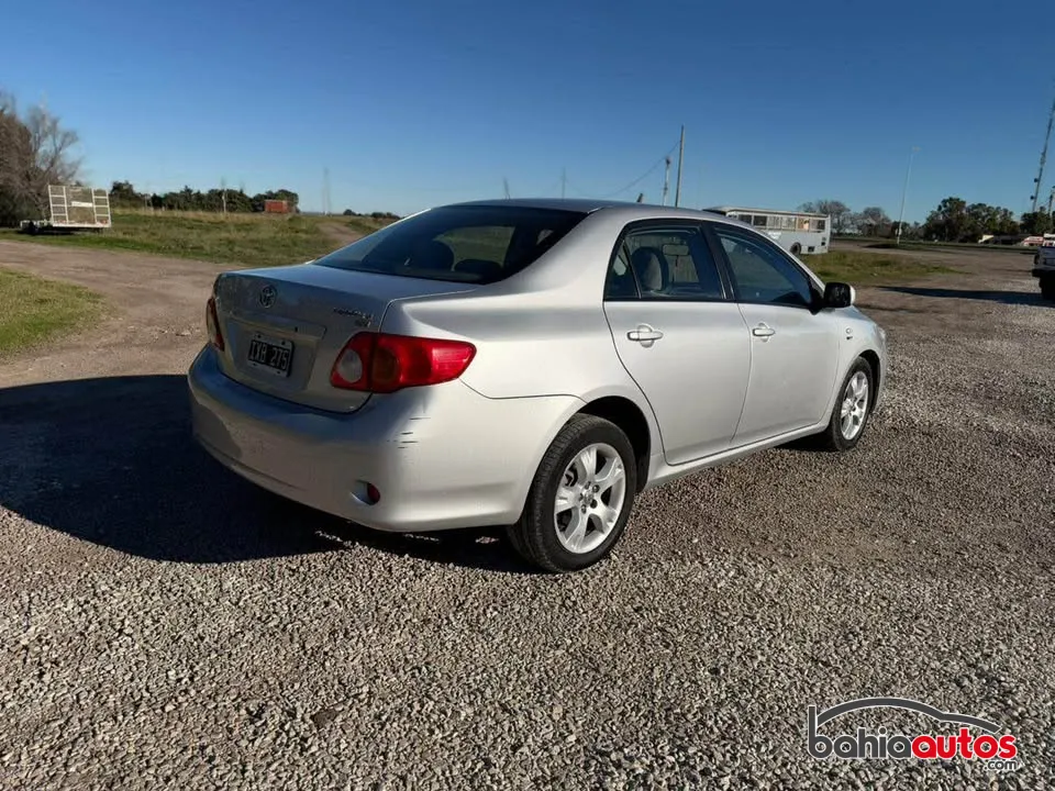 Toyota Corolla 2010 usado en Bahía Blanca - foto 4