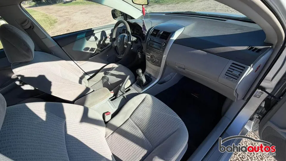 Toyota Corolla 2010 usado en Bahía Blanca - foto 5