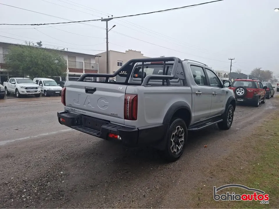 JAC T9 usado en Bahía Blanca - foto 3
