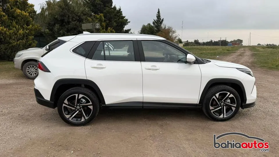 Toyota Yaris Cross usado en Bahía Blanca - foto 2