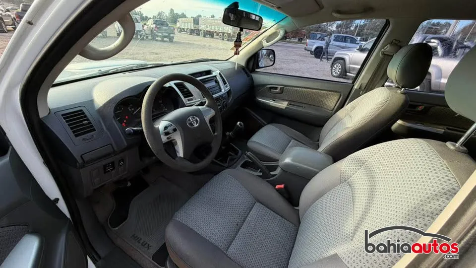 Toyota Hilux 2013 usado en Bahía Blanca - foto 3