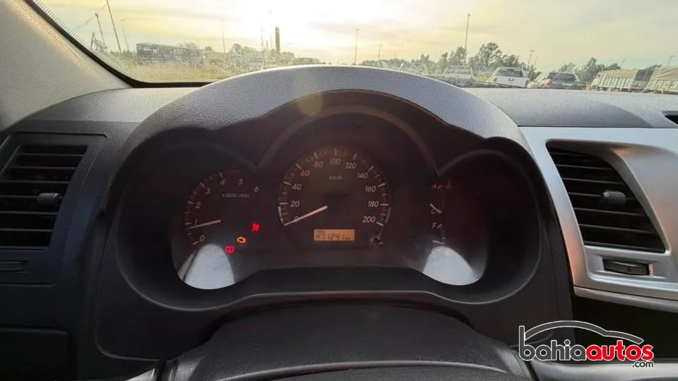 Toyota Hilux 2013 usado en Bahía Blanca - foto 9