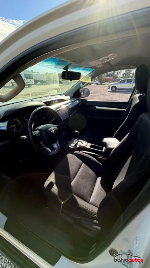 Toyota Hilux 2023 usado en Bahía Blanca - foto 8