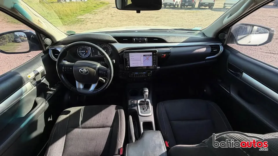 Toyota Hilux 2023 usado en Bahía Blanca - foto 9