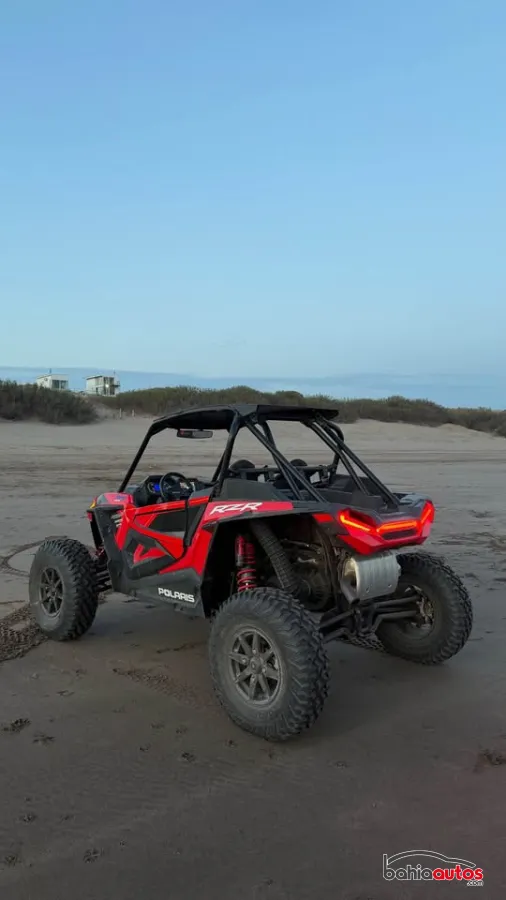 POLARIS RZR TURBO S LIMITED EDITION - 170cv - 2021 usado en Bahía Blanca - foto 3