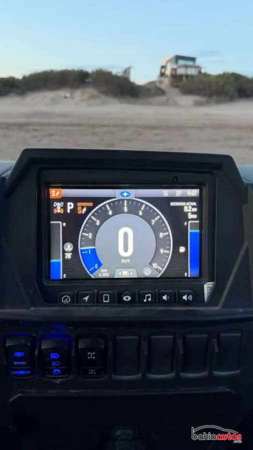 POLARIS RZR TURBO S LIMITED EDITION - 170cv - 2021 usado en Bahía Blanca - foto 9