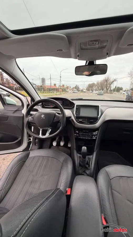 Peugeot 208 2017 usado en Bahía Blanca - foto 6