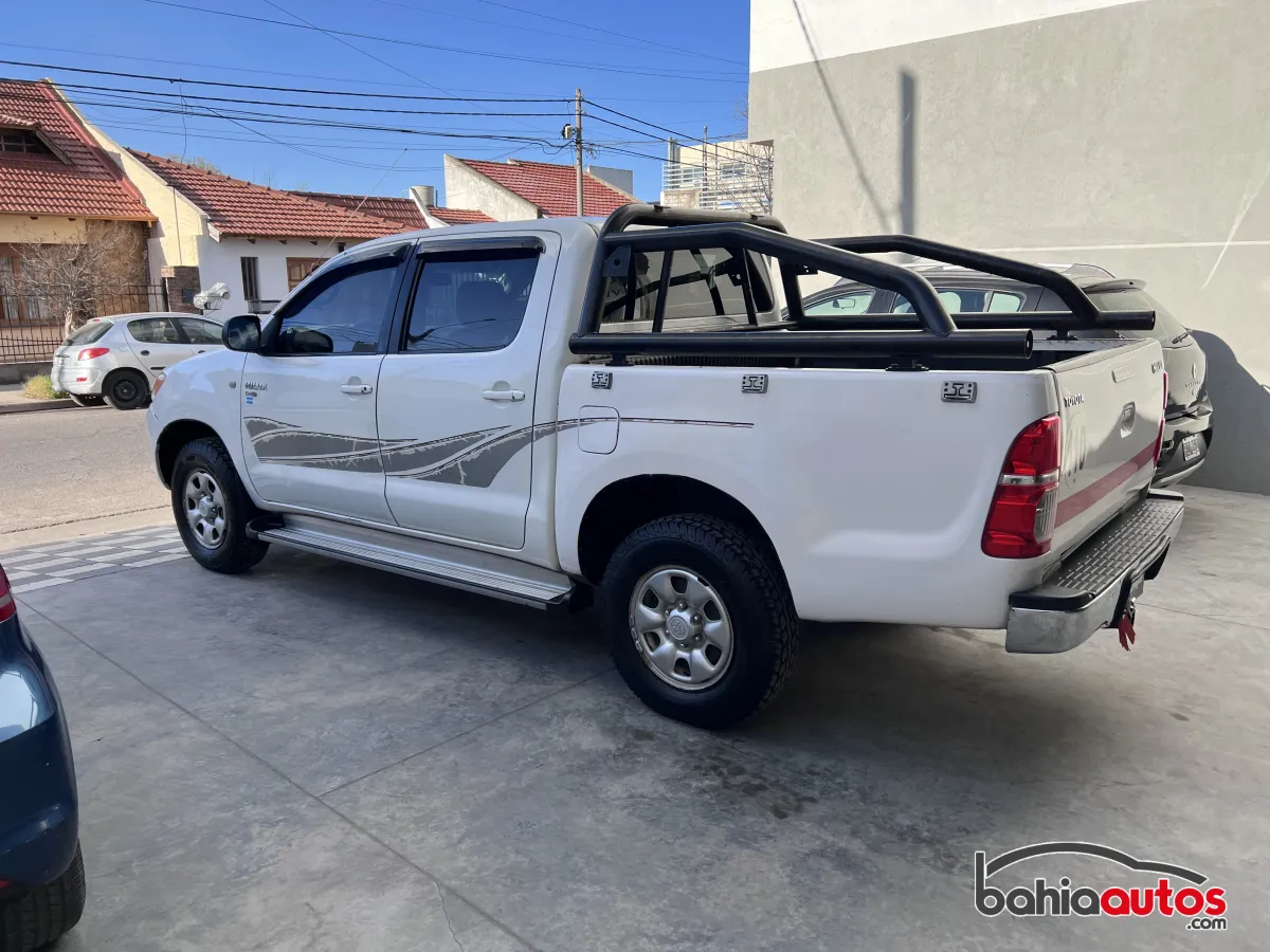 Toyota Hilux 2006 usado en Bahía Blanca - foto 6