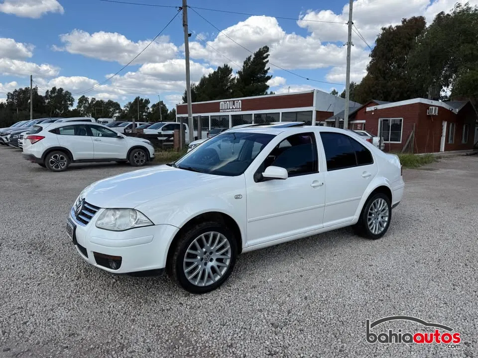 Volkswagen Bora 2011 usado en Bahía Blanca - foto 3