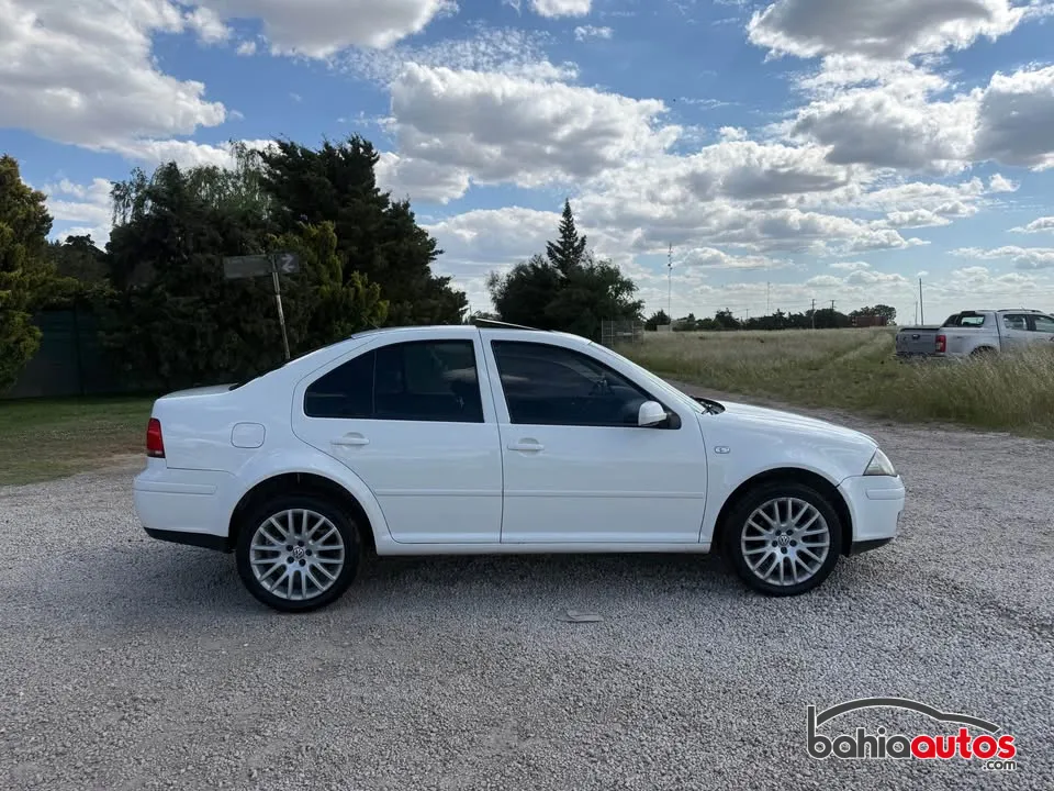 Volkswagen Bora 2011 usado en Bahía Blanca - foto 4